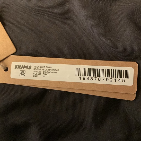 NWT- SKIMS- Scoop Neck One Piece- Onyx- XL - Picture 6 of 10